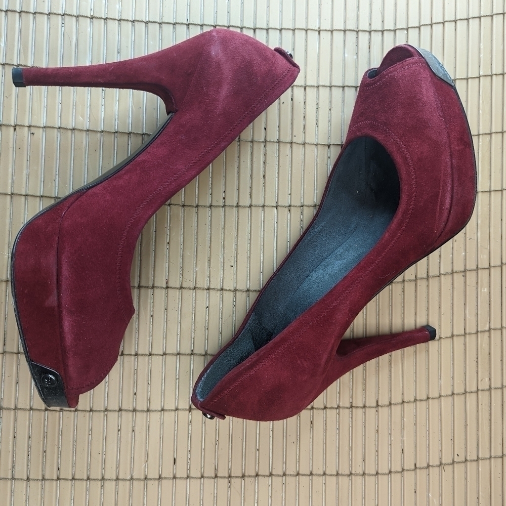 Stuart Weitzman Red Suede Peep Open Toe 5" Heels … - image 8